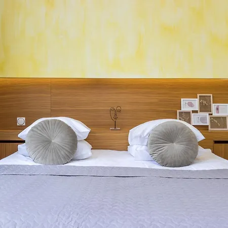 Hotel Bern Boutique By Rikas 3*