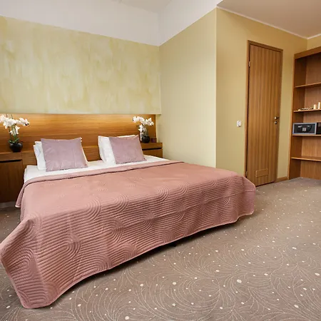 酒店 Bern Boutique By Rikas 3*