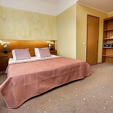 Bern By Rikas Hotel Tallin