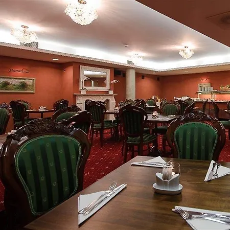 Hotel Bern By Rikas 3*