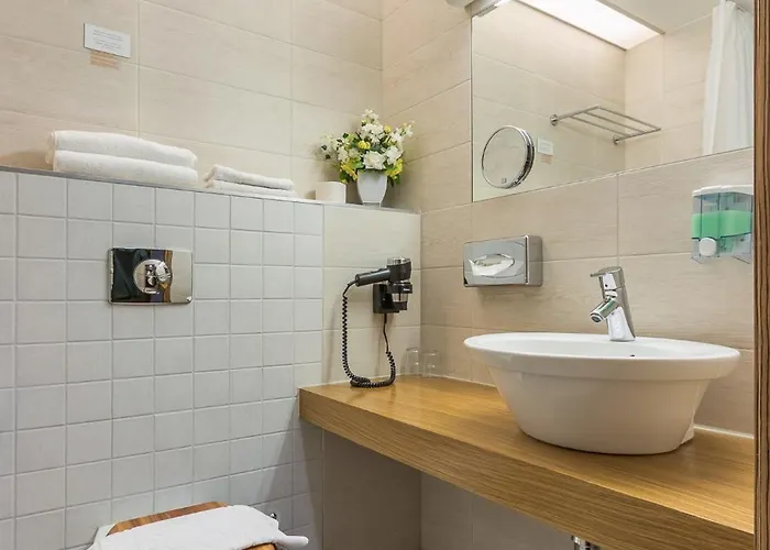 Bern By Rikas Tallin