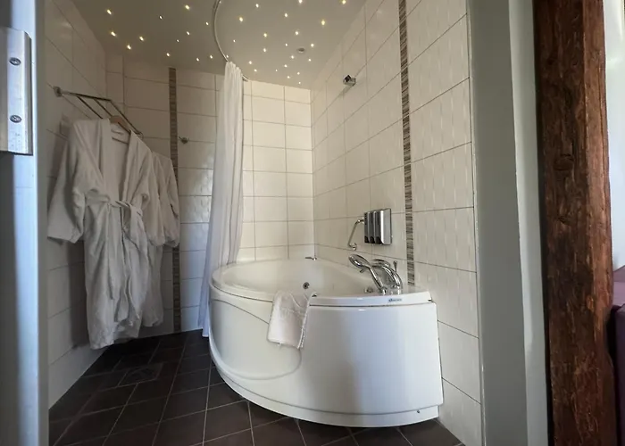 Bern By Rikas Tallin