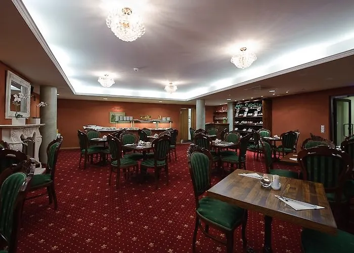 Hotel Bern By Rikas 3*