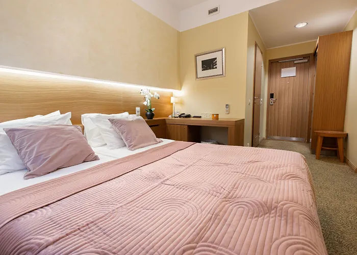 Hotel Bern By Rikas Talin